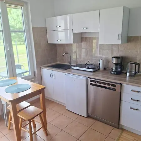 Zefir Lesnica Appartement *